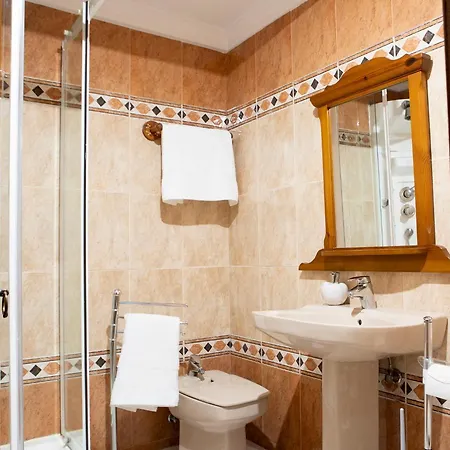 Espacioso Piso En Granada Apartment *