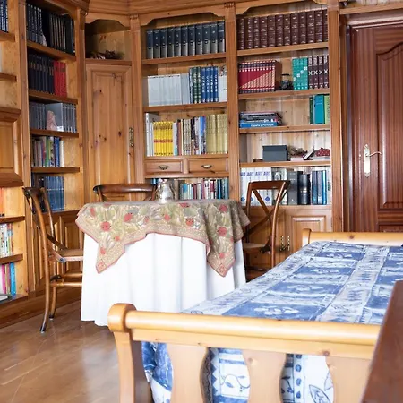 Espacioso Piso En Granada Apartment *